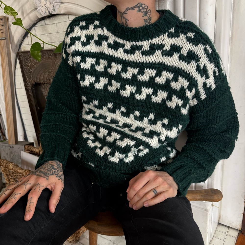 π SOLD π Vintage 80s Chunky Knit Wool Blend Green White Sweater ~ Size M - Picture 5 of 7